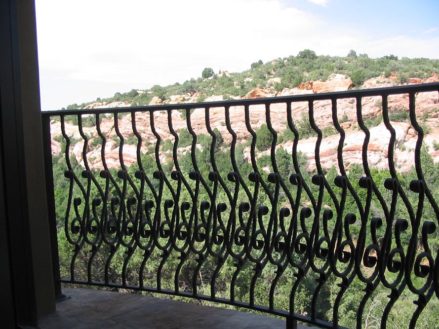 balcony rail