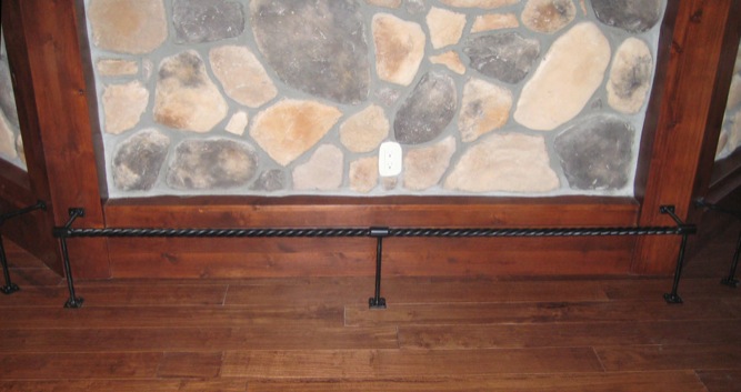 hardware bar foot rail